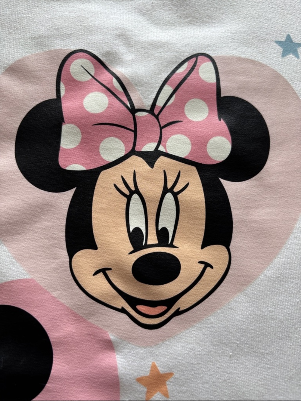 Disney NWOT  White Sweatshirt with Mickey and Minnie Hearts-Firm price - Picture 2 of 5